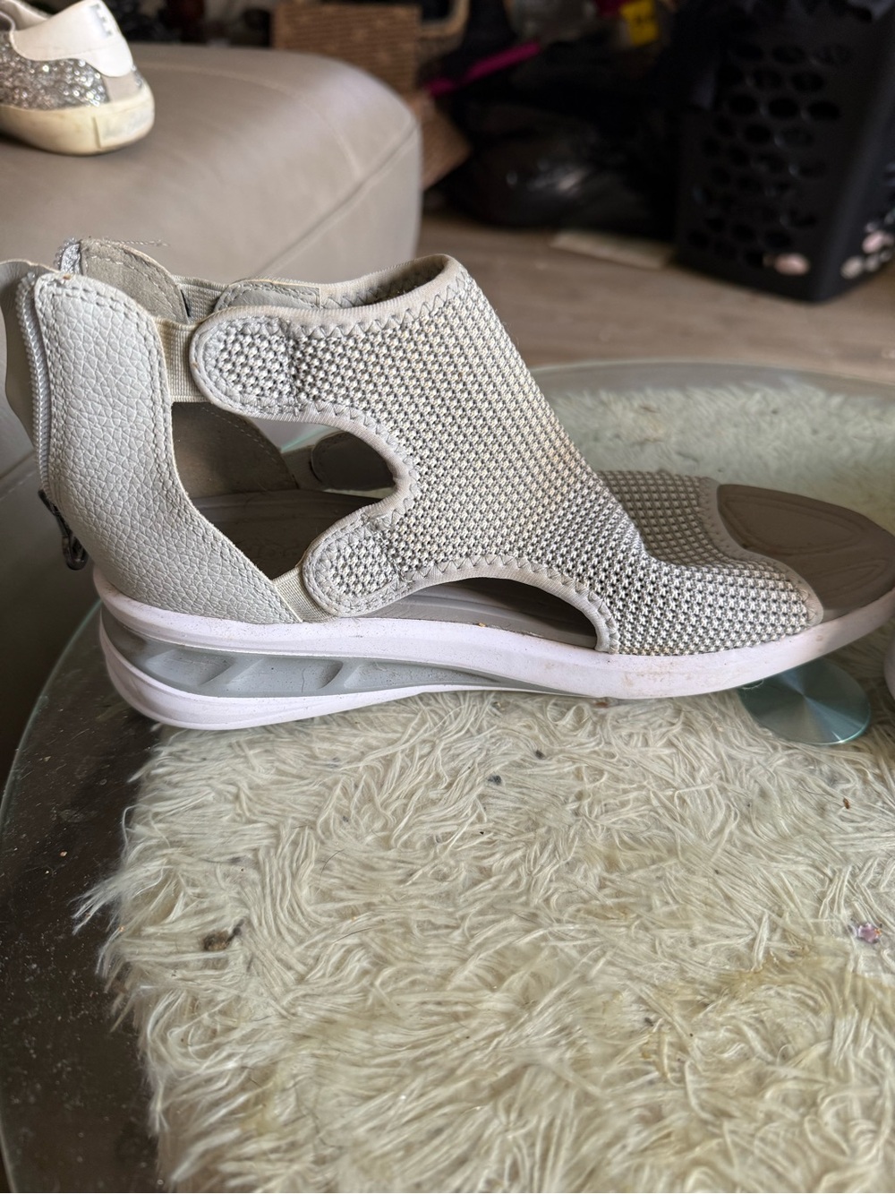 JBU SPORT Women’s Open-Toe Knit Slip-On Sandals in Light Gray
